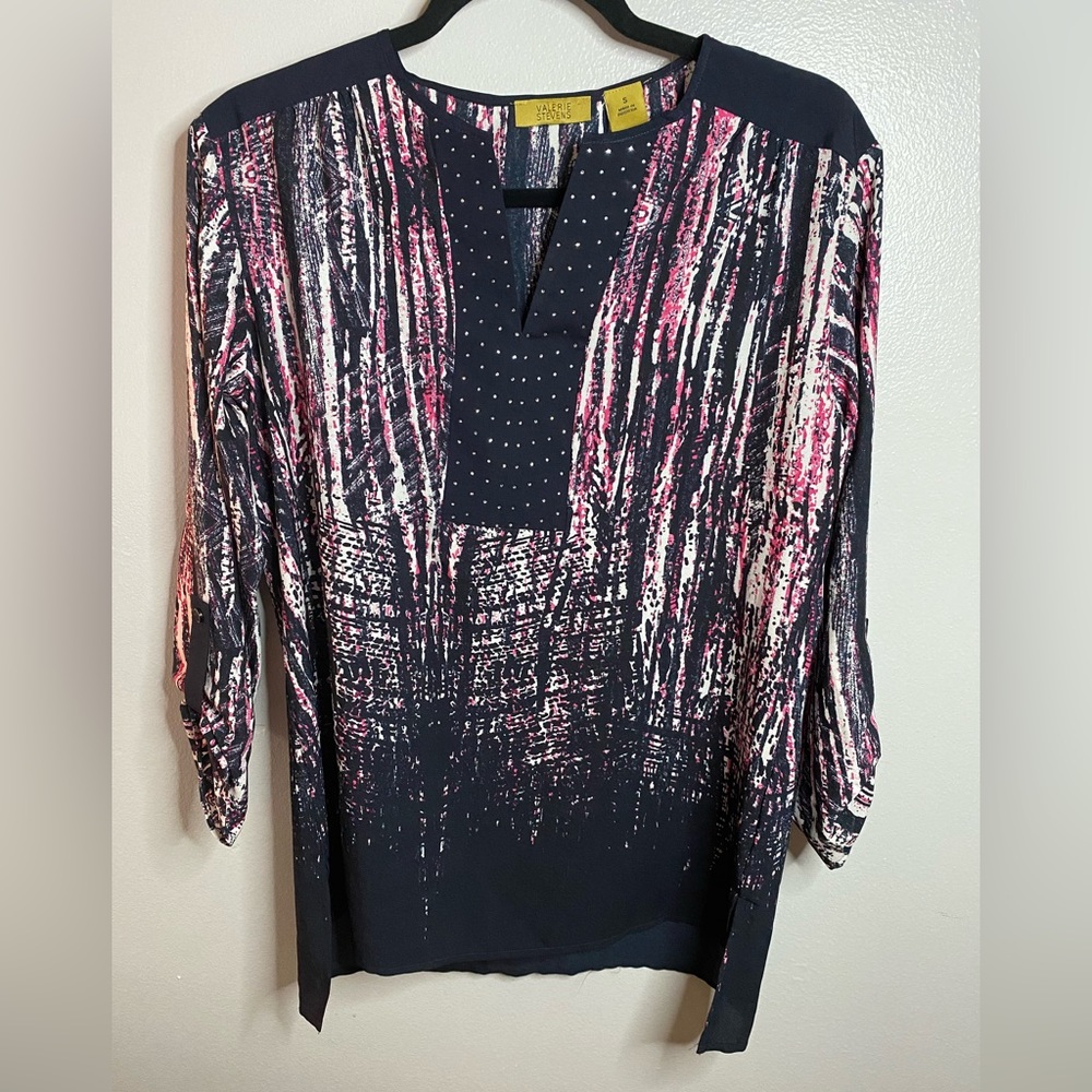 Valerie Stevens Small V Neck Blouse
